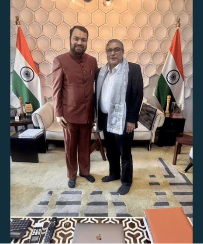 Shri Paramasivan Srinivasan with Dr. Karan Garg during a TLGS interaction