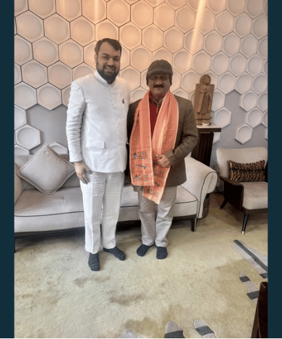 Shri Deepak Jain with Dr. Karan Garg during a TLGS interaction